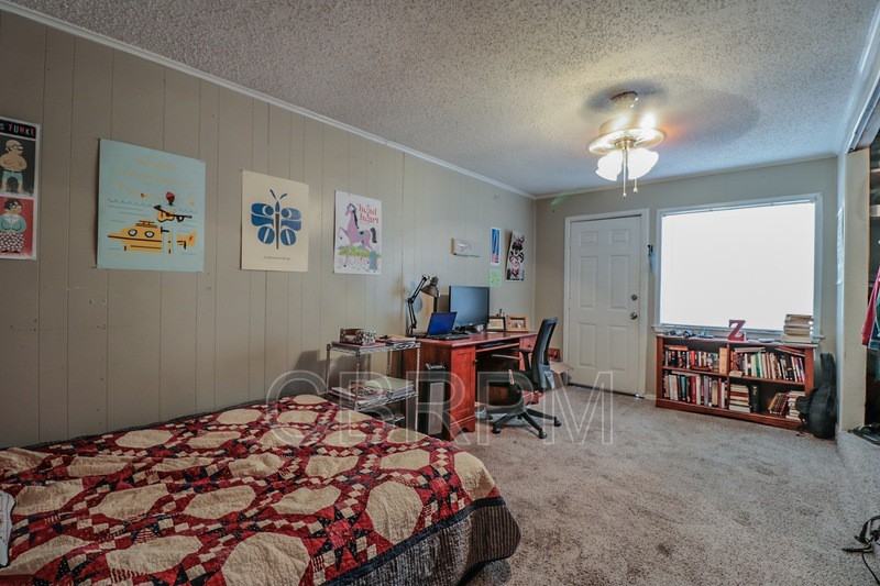 2837 66th Street - Photo 5 of 10