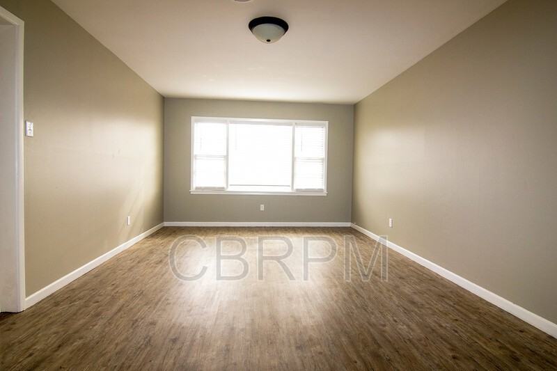 4912 15th Street - Photo 3 of 12