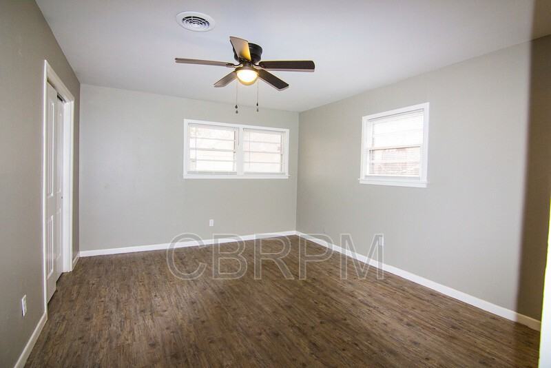 4912 15th Street - Photo 7 of 12