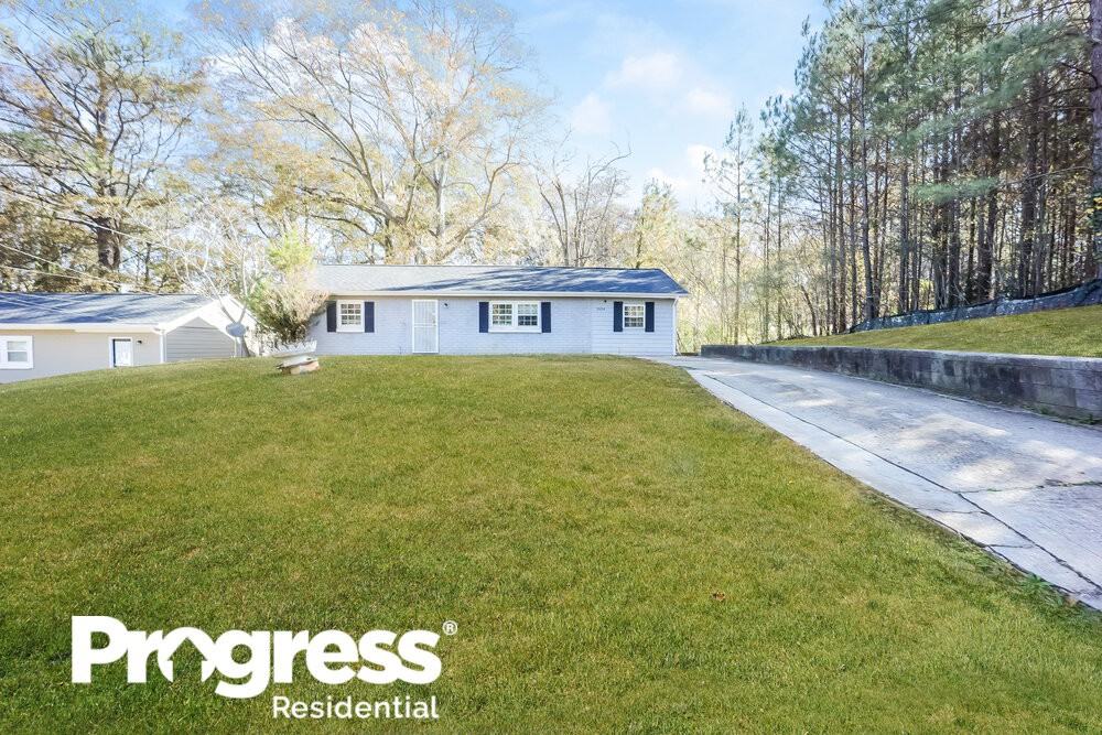 2924 Springside Pl Se - Photo 3 of 25