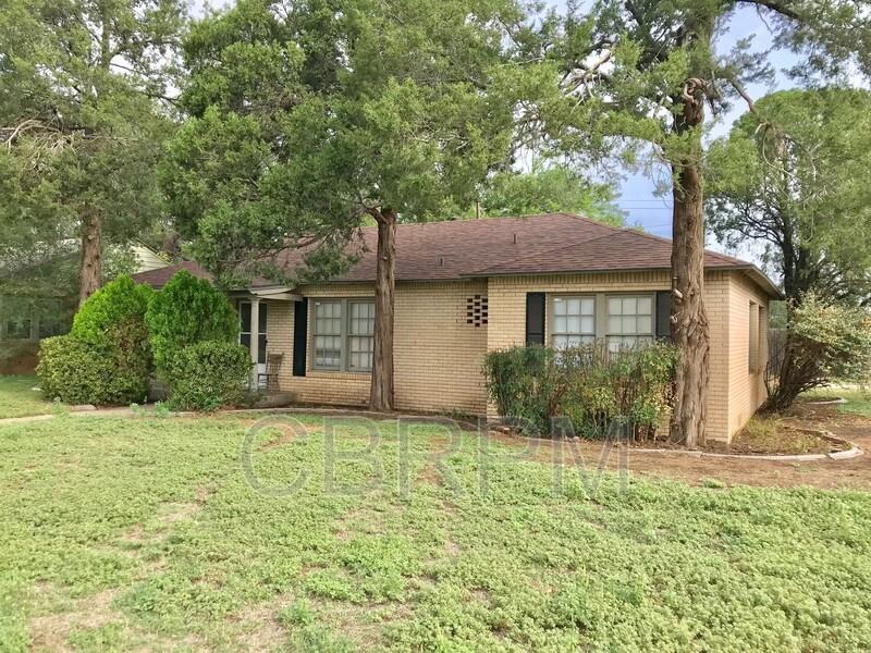 3202 28th Street - Photo 2 of 14