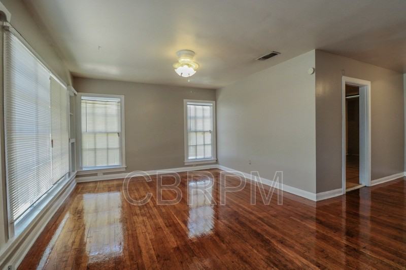 2406 30th Street - Photo 4 of 13