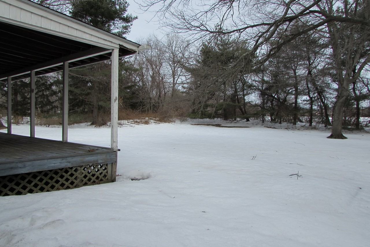 51 Paschal Dr - Photo 2 of 10