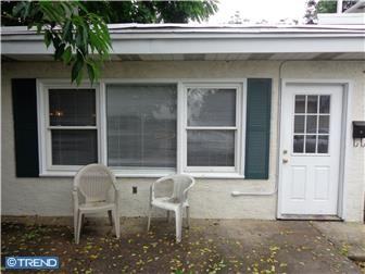 400 Wanamaker Ave - Photo 2 of 25