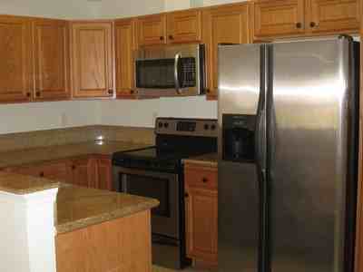 142 Carol Susan Ln - Photo 3 of 20