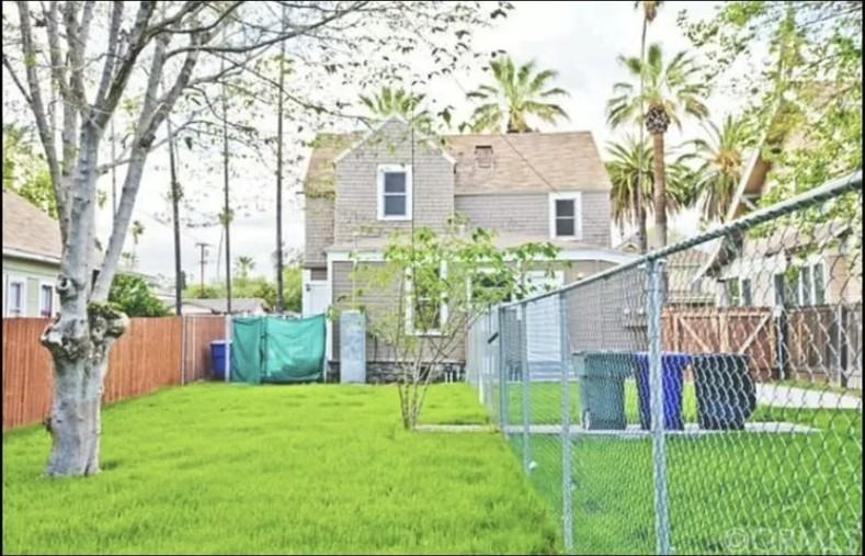 364 E Pearl St - Photo 7 of 7