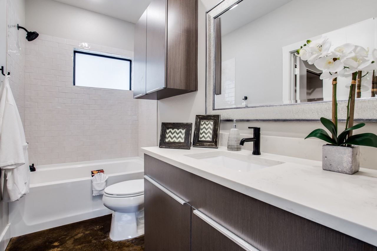 3133 Waits Avenue #3133WAITS - Photo 7 of 29