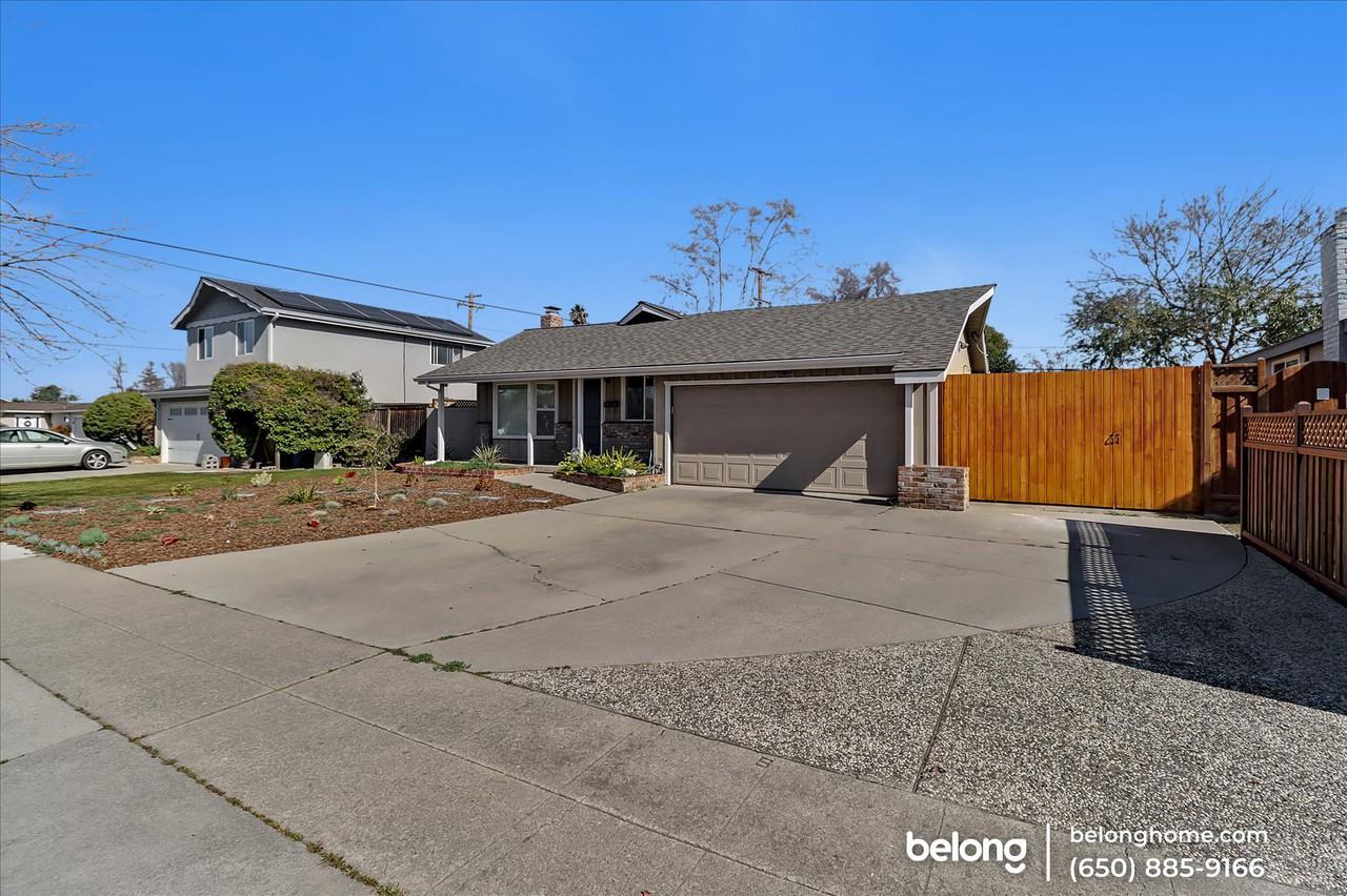 3110 Fawn Drive - Photo 2 of 35