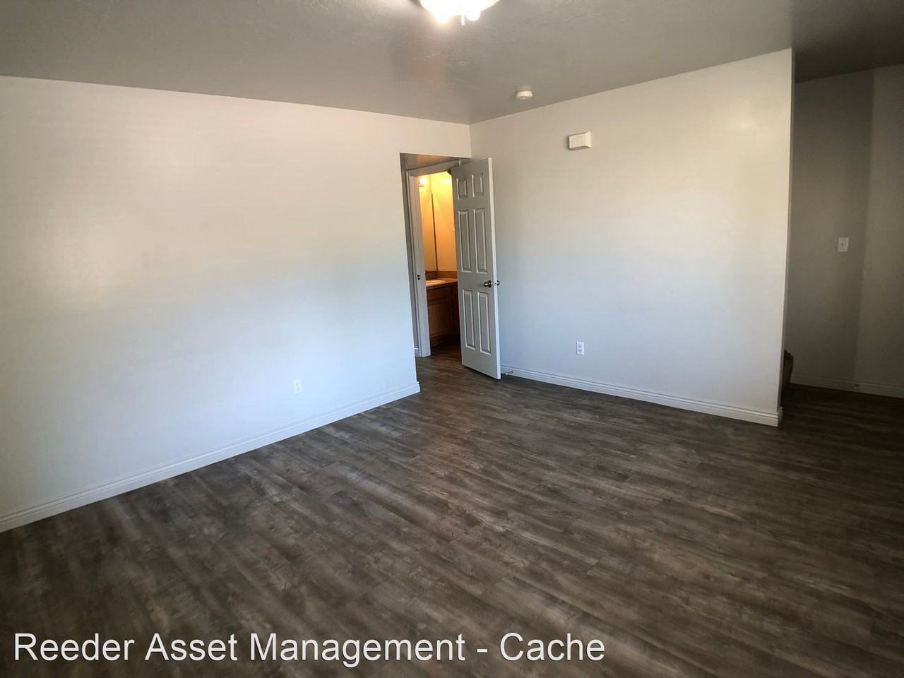 278 South 560 West - Photo 3 of 17