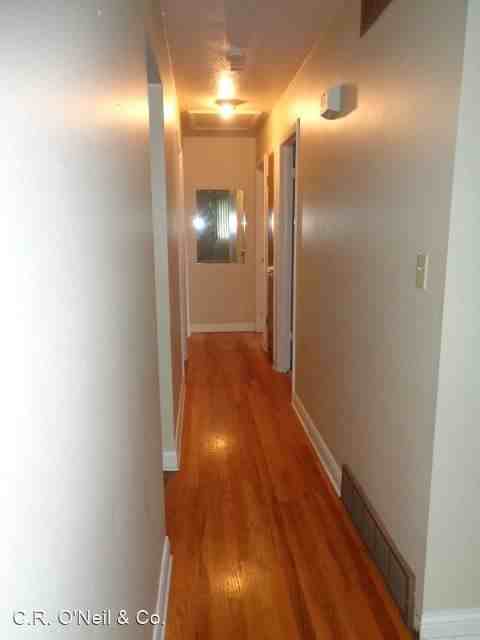 5277 Hedgewood Rd - Photo 3 of 7