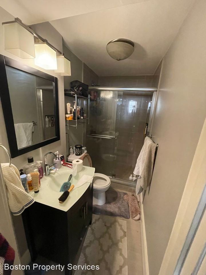 276 Parker Hill Ave - Photo 3 of 4