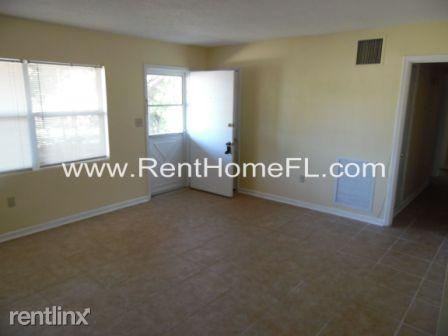 2006 Rockwell Rd - Photo 2 of 4