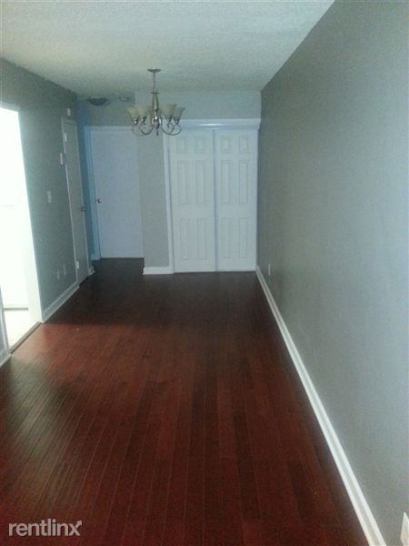 4637 20th Rd N - Photo 3 of 6