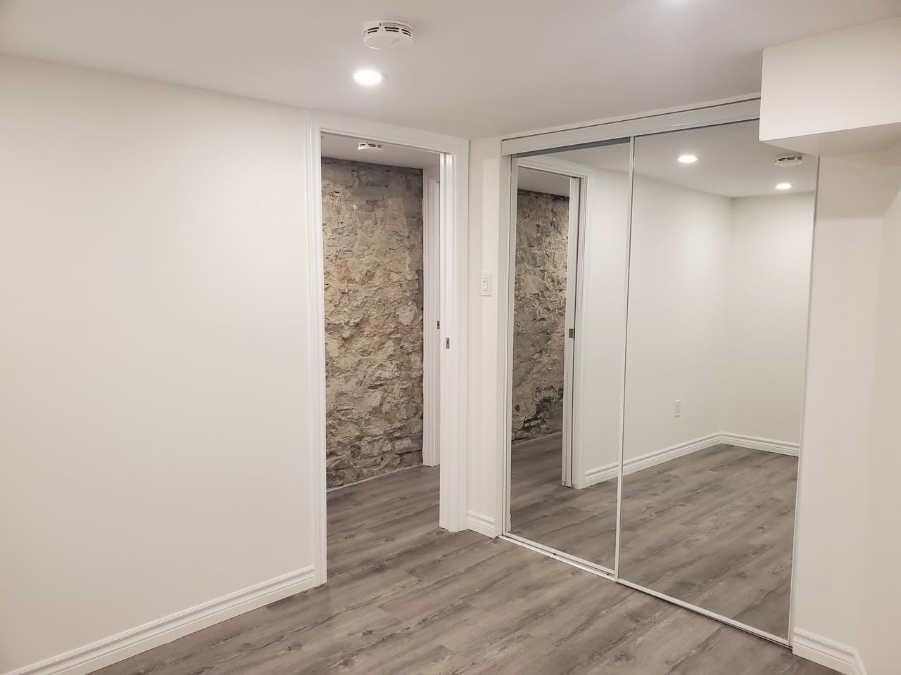 1300 Lansdowne Avenue - Photo 3 of 14