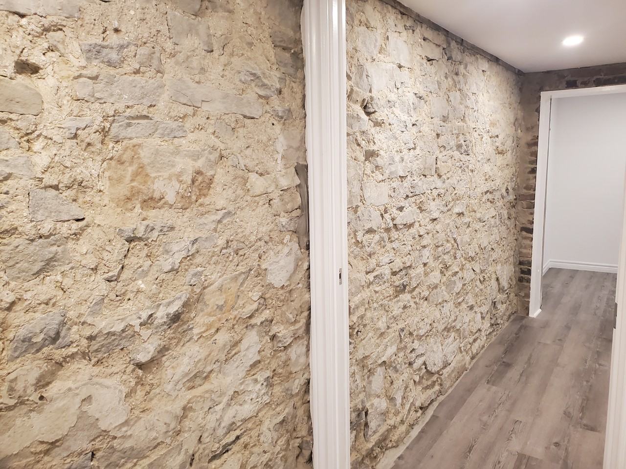 1300 Lansdowne Avenue - Photo 4 of 14