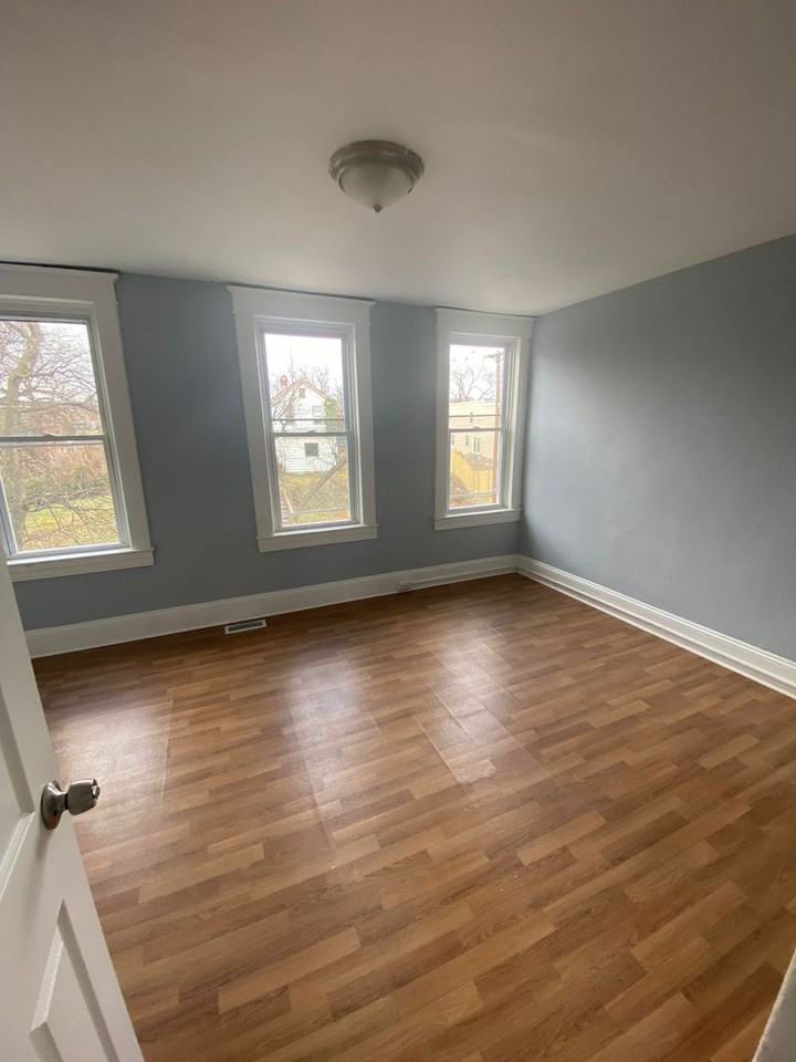 29 South Morley Street - Photo 3 of 5