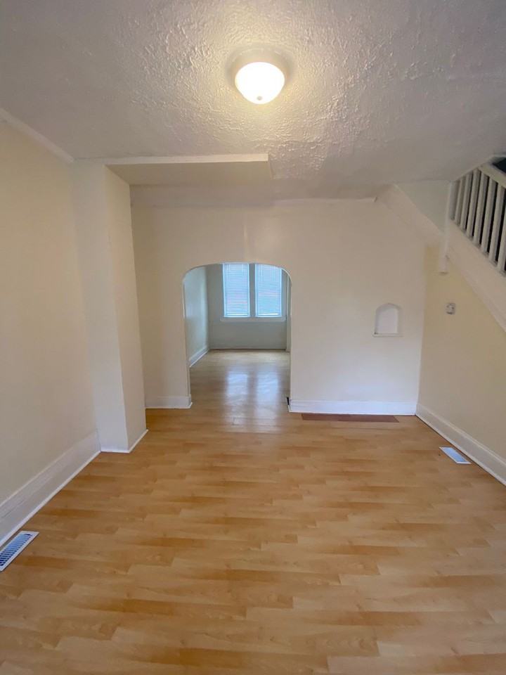 29 South Morley Street - Photo 2 of 5