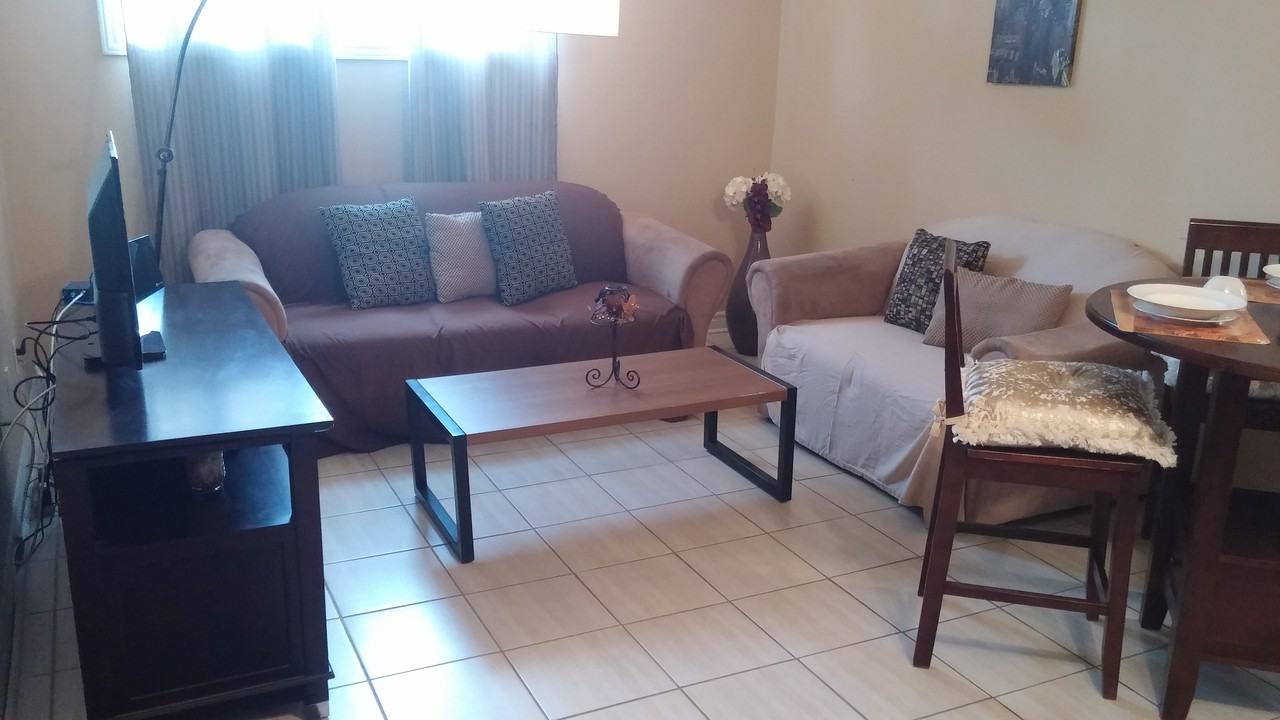 563 Boulevard Maloney Est #201 - Photo 2 of 7