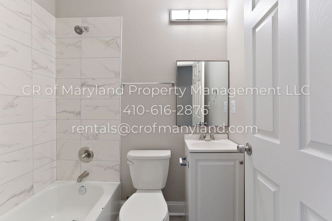 719 N Lakewood Ave - Photo 2 of 28