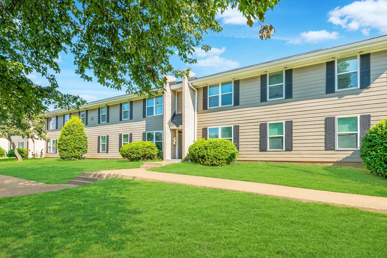 Villas at 1825 Apartments - Photo 6 of 44