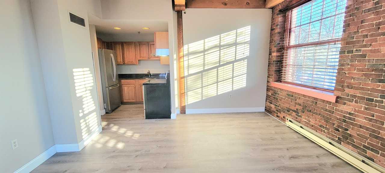 335 Cypress Street - 2AUnit 2A #1 - Photo 6 of 20