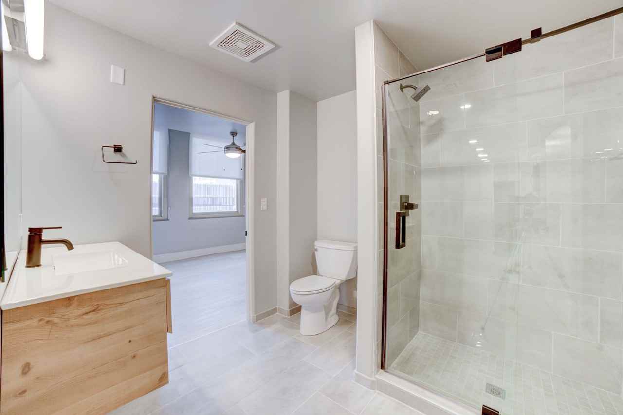 The Reunion Building - Photo 5 of 50