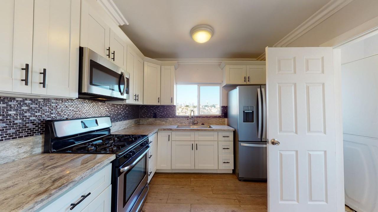 715 Orme Ave - Photo 7 of 19