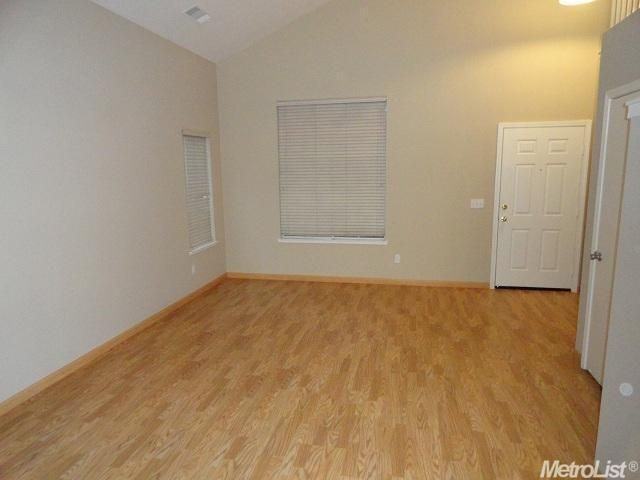 10335 Point Reyes Cir - Photo 2 of 4