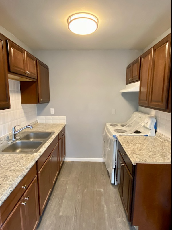 1624 Linden Dr - Photo 2 of 8