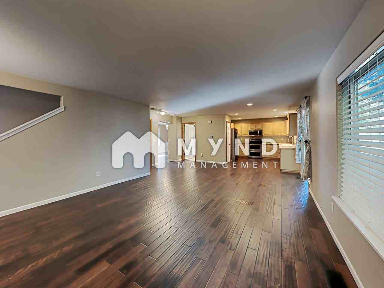 3402 65th Dr Ne - Photo 2 of 25