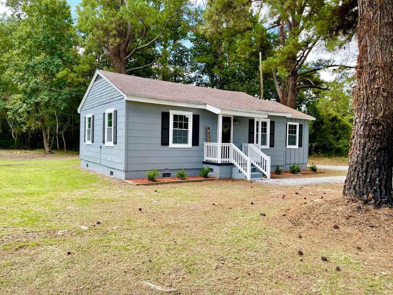 33 Baker St - Photo 2 of 20