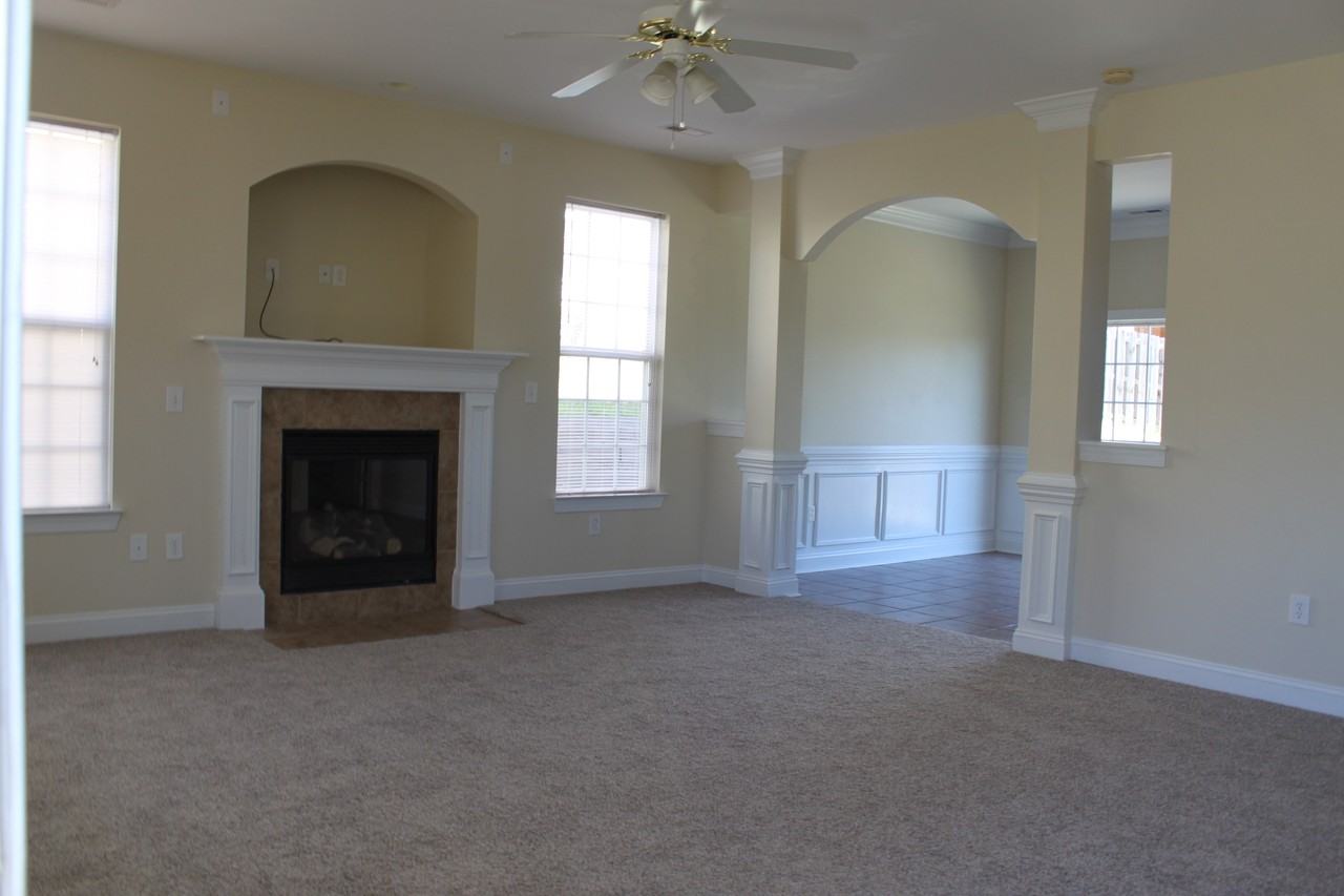 3242 Penny Earley Ln - Photo 2 of 7