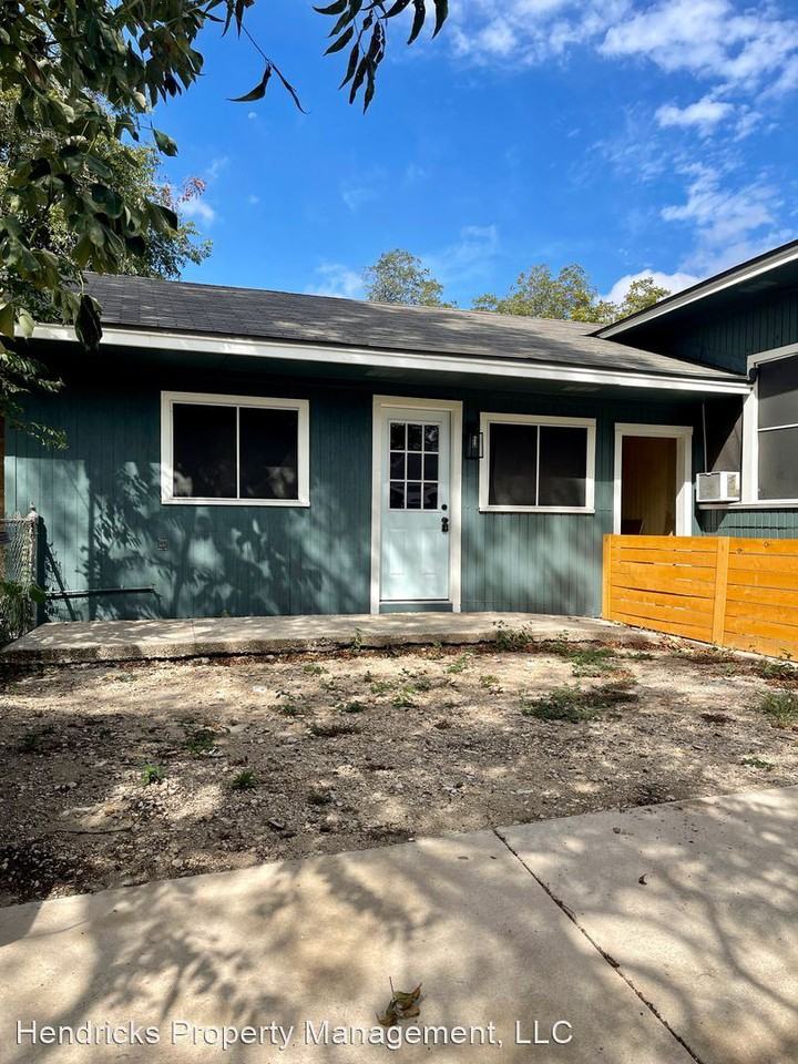 302 Hollenbeck Ave. - Photo 2 of 12