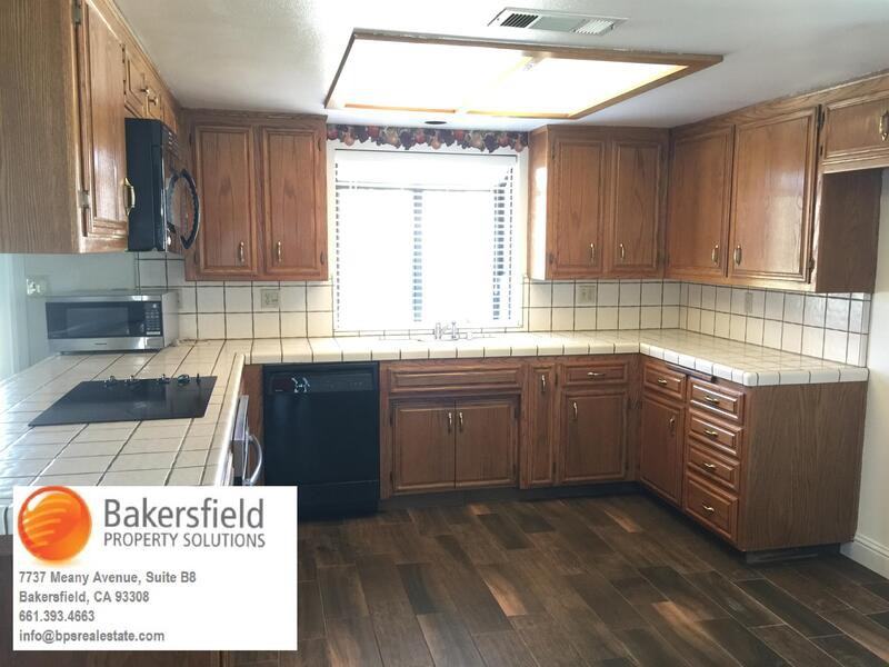 801 Canby St - Photo 3 of 10