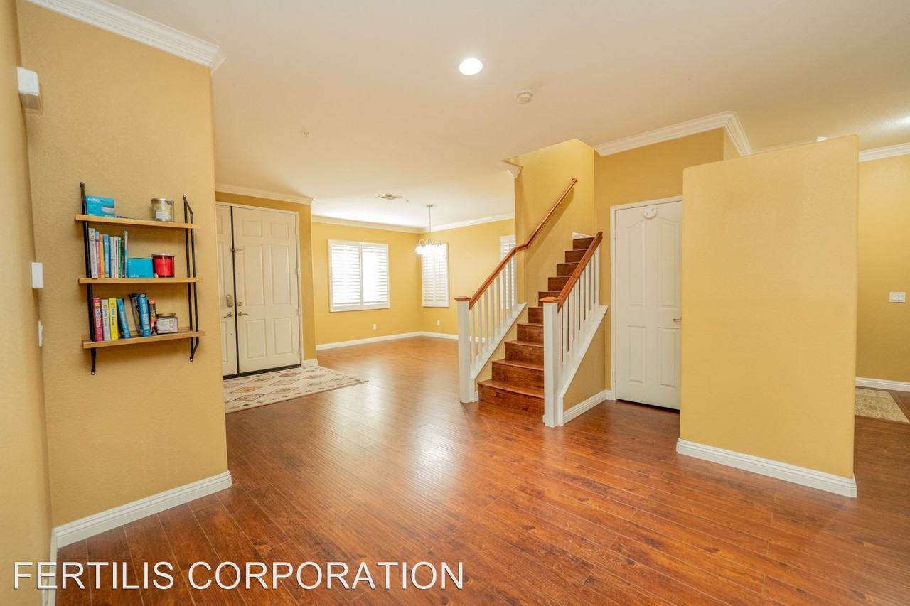 5982 Forest Glen Dr - Photo 3 of 48