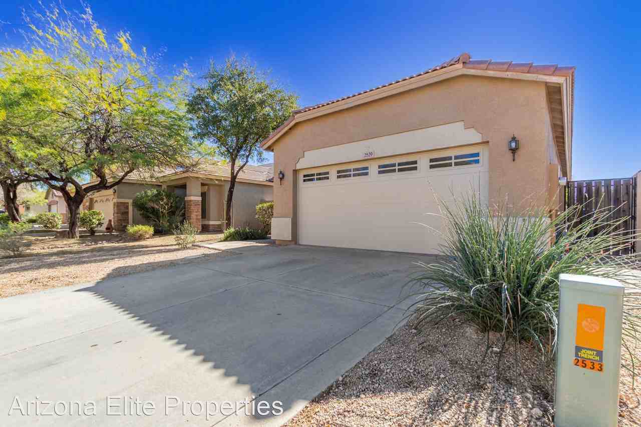 2529 W Woburn Ln - Photo 3 of 28
