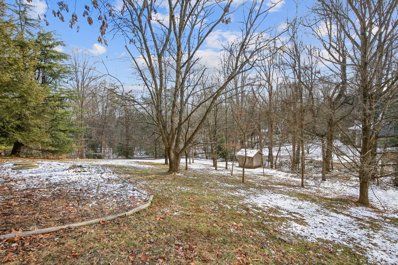10929 Beach Mill Rd - Photo 2 of 29
