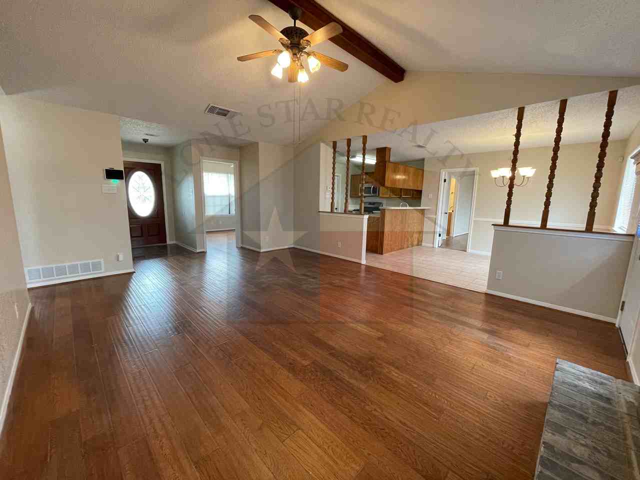 1303 August Dr - Photo 3 of 19