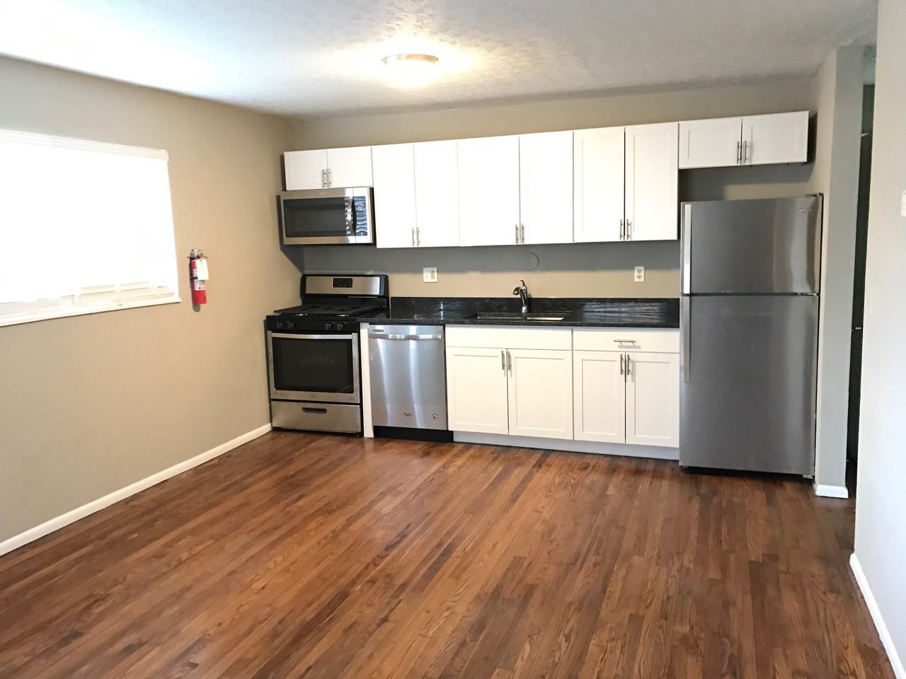 1319 Fair Ave - Photo 3 of 27