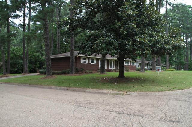 5405 Hartsdale Dr - Photo 3 of 17