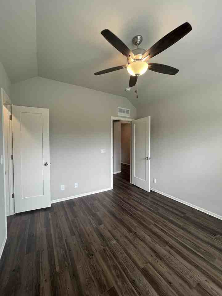 12318 N 130th East Ave - Photo 6 of 25