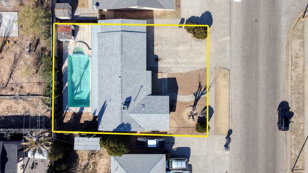 9942 Lockerbie Ave - Photo 2 of 21