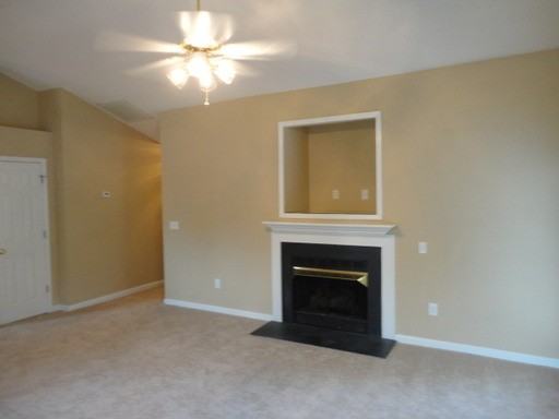 105 Cedar Ridge Cir - Photo 2 of 15