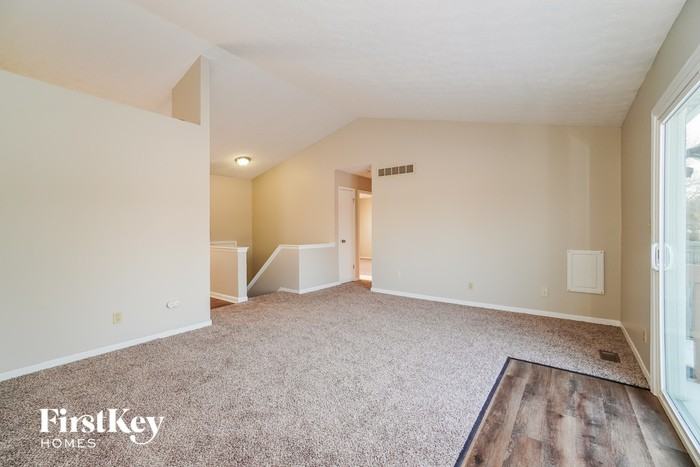 2770 Moonlight Ln - Photo 2 of 15