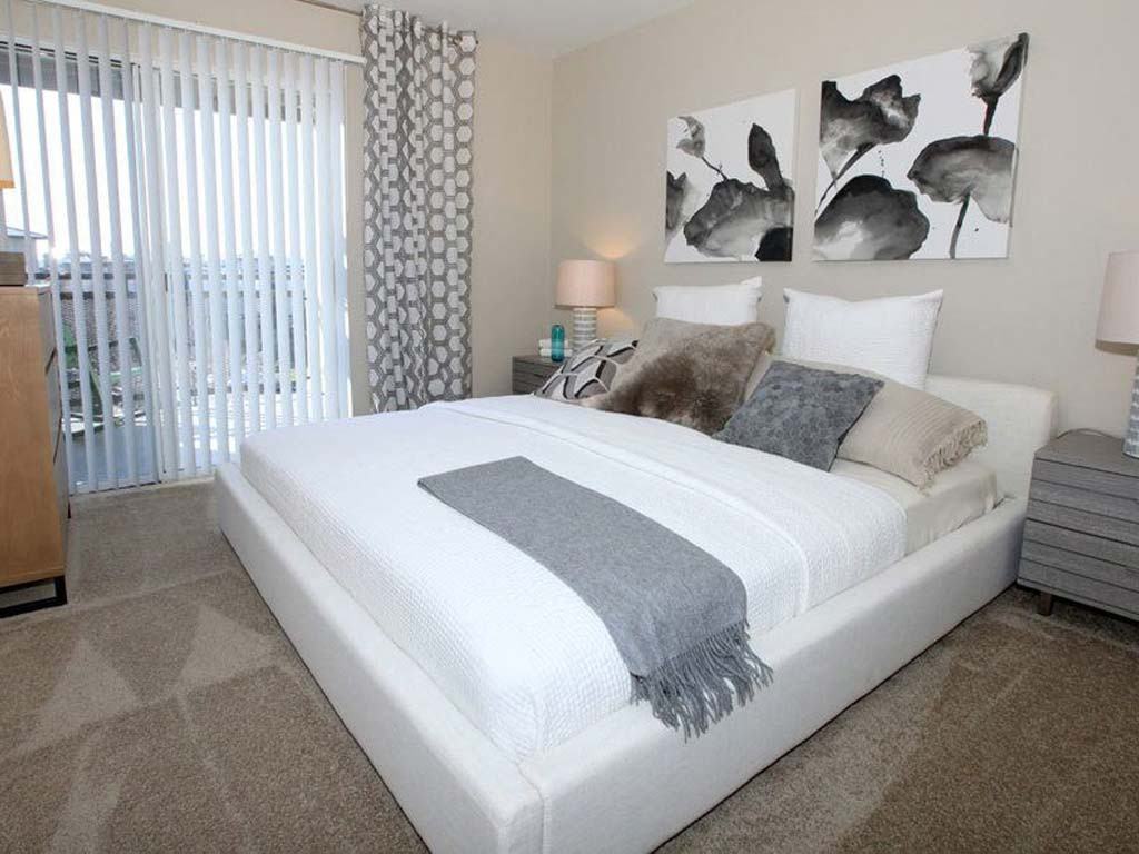 Enclave - Photo 5 of 9