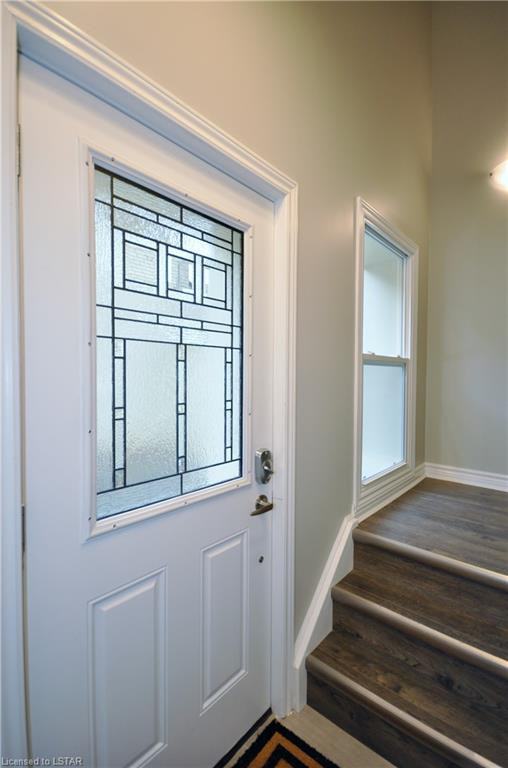 33 Beaconsfield Avenue - Photo 2 of 25