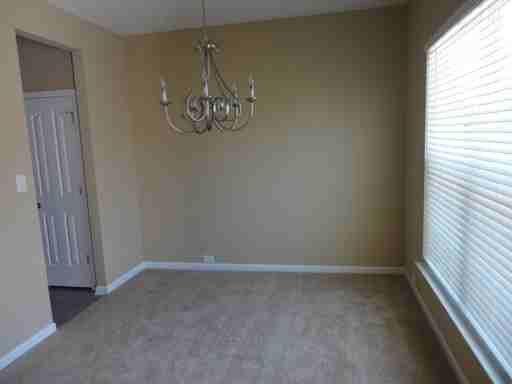 723 Twickenham Ln - Photo 2 of 12