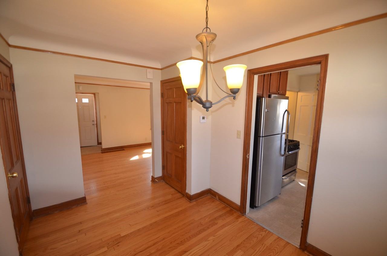 5736 26th Ave S - Photo 3 of 10