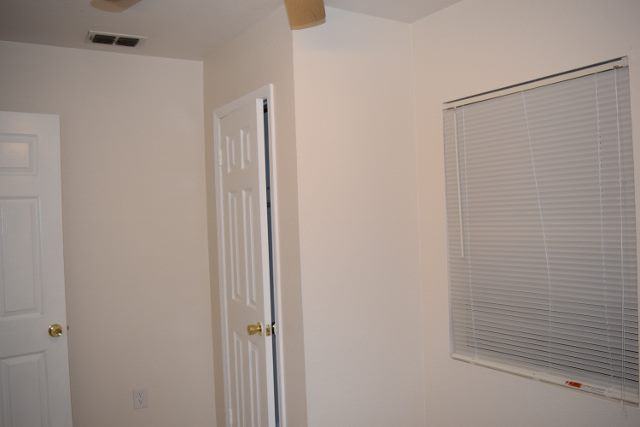 907 W Anderson St - Photo 2 of 11