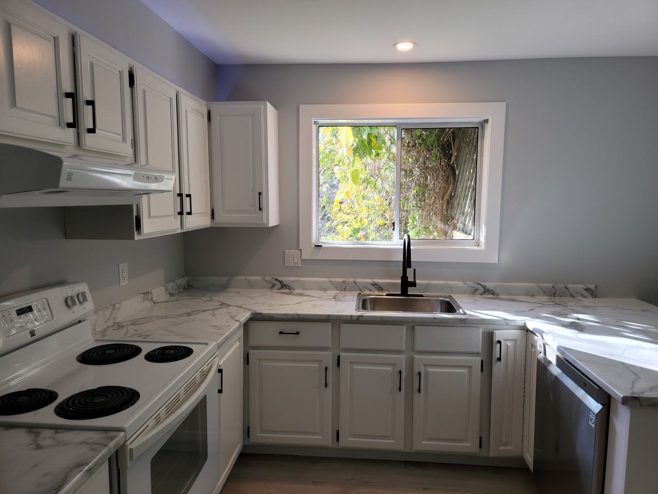 1205 Mildred Place - Photo 2 of 8